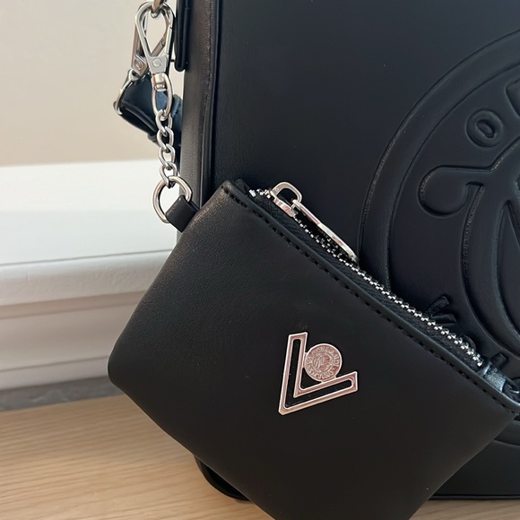 ORLANDI VALENTINO CROSSBODY WITH ZIPPERED POUCH - Picture 2 of 2